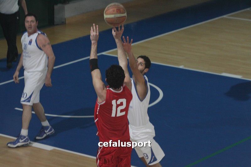 120129 Aquila 080_tn.jpg